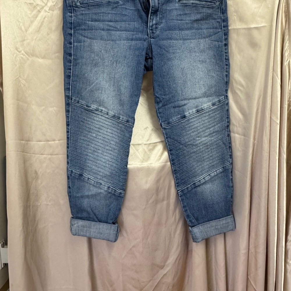 White House Black Market Skinny Jeans